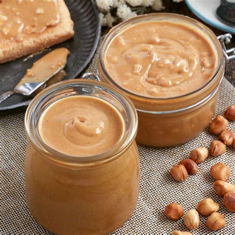 Homemade Peanut Butter (Smooth and Chunky) .